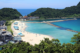 竹野浜は近畿でも有数のビーチ